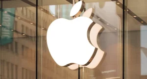 Apple’s Touchscreen MacBook Pro Coming in 2026